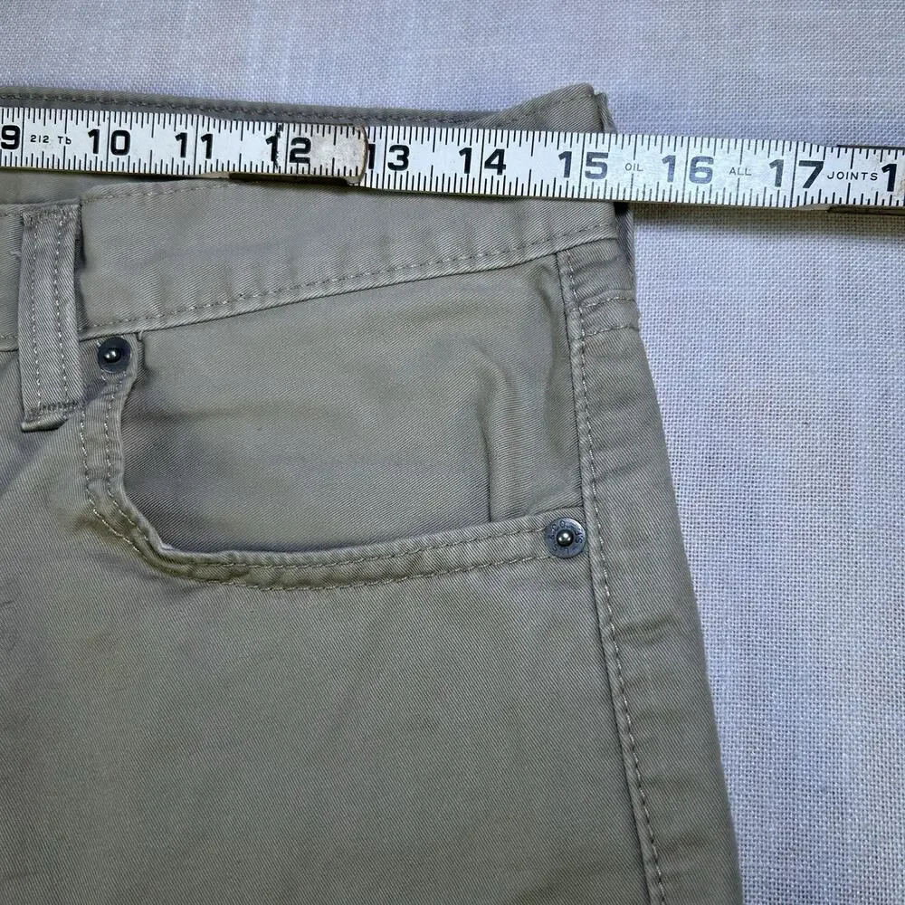 Levi's 511 Regular Tapered Fit Khaki‎ 100% Cotton Casual Pants Men's Size 30x32